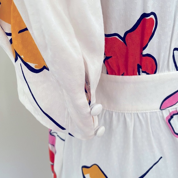 NWOT Ted Baker White Mini Dress w/pink, red and yellow flower (Ted size 2) - Picture 3 of 5